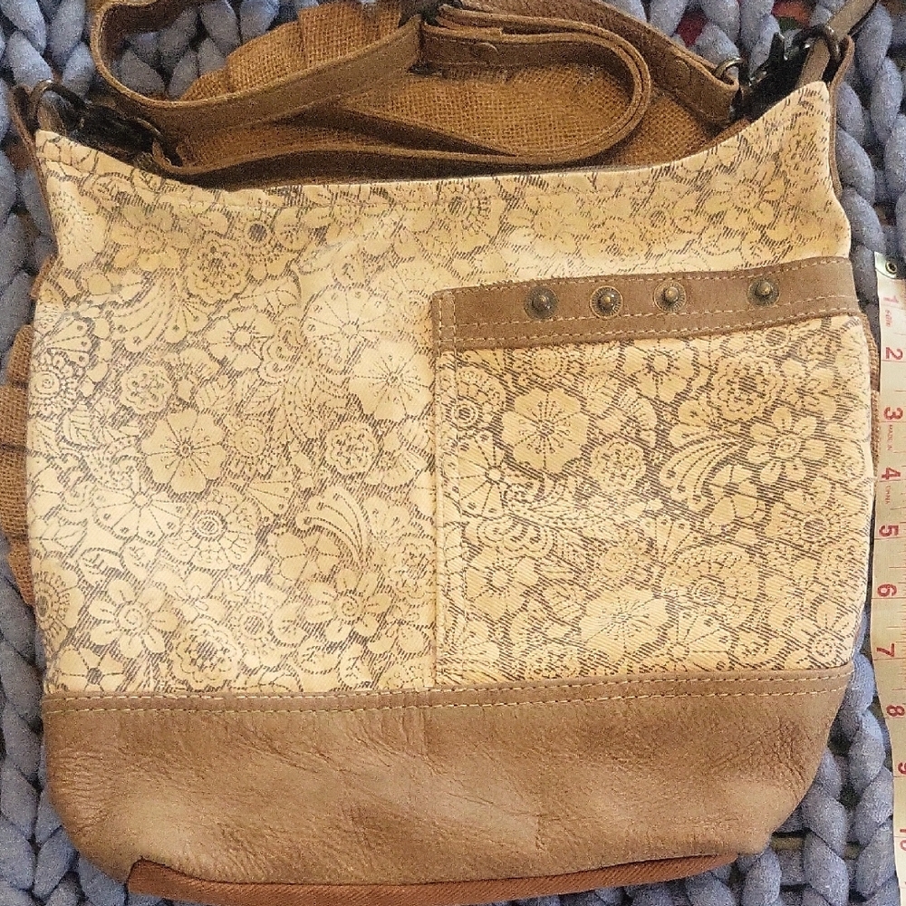 Myra Bag